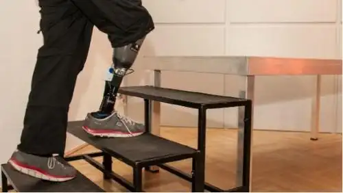 残疾人的福音可感应触觉的智能假肢来了