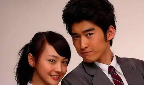 张翰节目公开新恋情时,谁注意吴宣仪的举动?