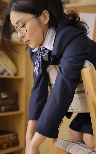 学生妹美女唯美写真手机壁纸