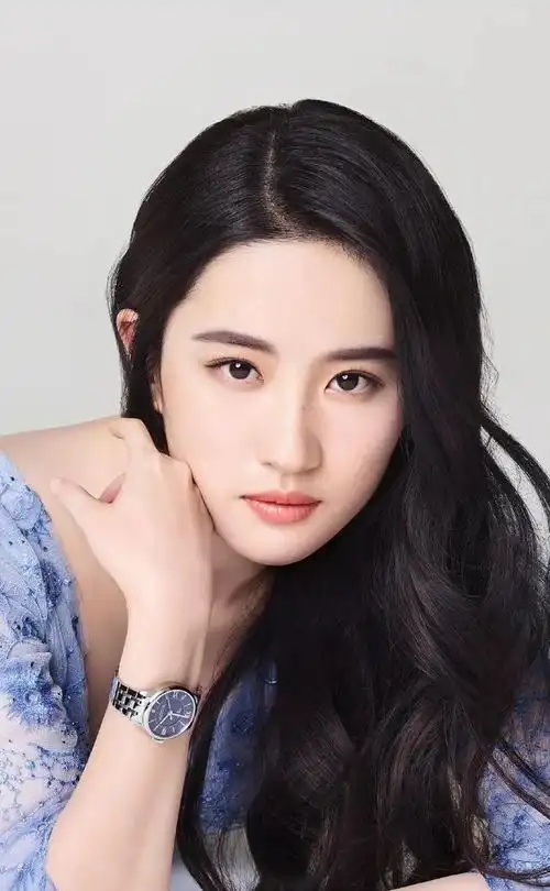 "神仙姐姐"刘亦菲写真合集:美若天仙,靓丽甜美!