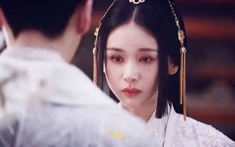 再看一遍#晴雅集 还是会被#王子文的哭戏惊艳到! 眼泪像珍珠一样滚落