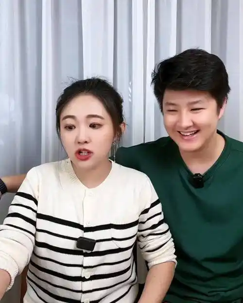 刘纯燕:要当姥姥了,女儿开出镜正式官宣"已经有喜3个多月了"_王逸宸