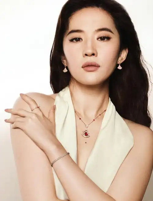 刘亦菲公主头教程##刘亦菲宝格丽全球品牌代言人##刘亦菲