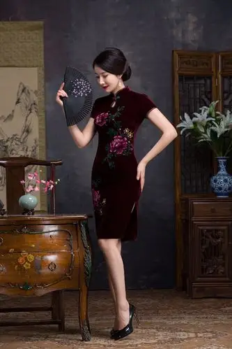 一场关于旗袍的相恋,穿上旗袍的女人究竟有多美?