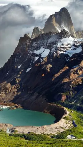 壁纸 山,雪,云彩,湖,绿色,自然风景 3840x2160 uhd 4k 高清壁纸, 图片