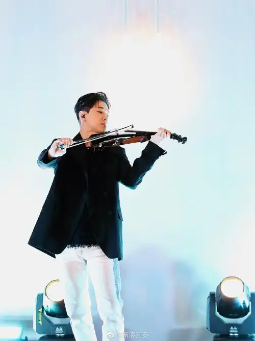 刘宪华南京拉小提琴燃炸了##刘宪华南京拉小提琴##刘宪华南