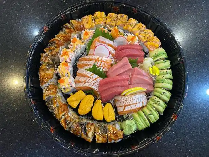 年底party必备的寿司拼盘