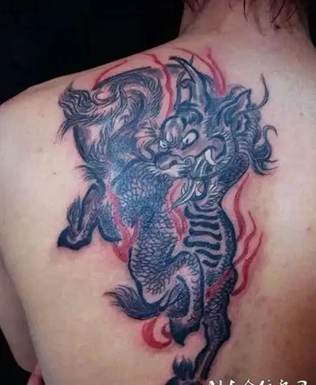 后背纹身图案貔貅作品欣赏