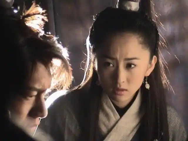 内地版《天龙八部》的播出,使得杨蕊小有名气,她 在其中饰演钟灵,段正