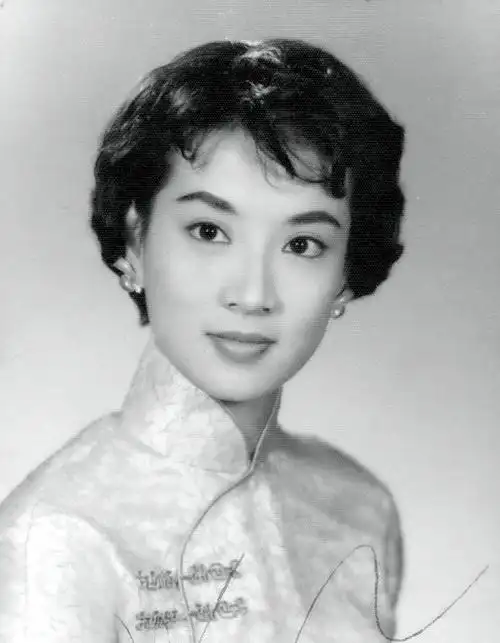 16岁出道一夜爆红, 嫁富商被迫息影, 20年前猝然离世好可惜