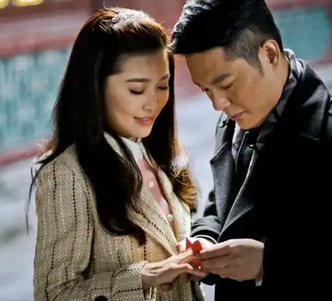 图卧底电视剧剧情分集介绍生死相随的情感纠葛引热议