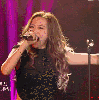 张靓颖我是歌手酷炫gif动图_动态图_表情包下载_soogif