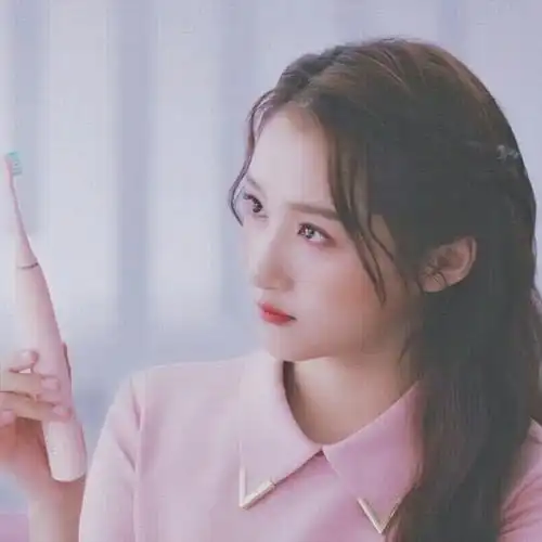 关晓彤-女明星头像铺-话本小说网