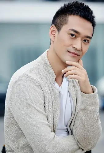 组图:周华早春写真曝光 优质熟男展现沉稳魅力_高清图集_新浪网