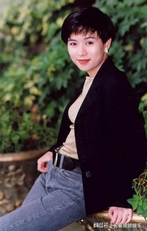 女星去世9年,痴情老公年年登报悼念:仍然怀念永远爱你|罗慧娟|周星驰