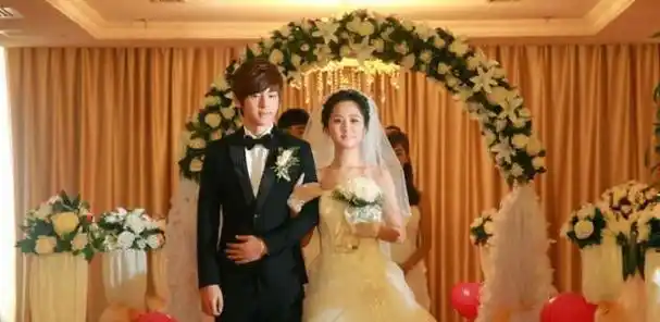 杨紫6张结婚剧照和谁都是不情愿只与他是发自内心