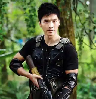 怒血战神组建热血战队我就问你怕不怕