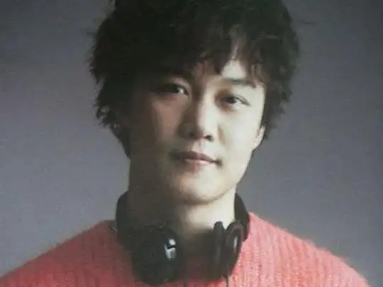 陈奕迅出道的时候,竟然是偶像歌手的定位,年轻时的容颜太赞了!