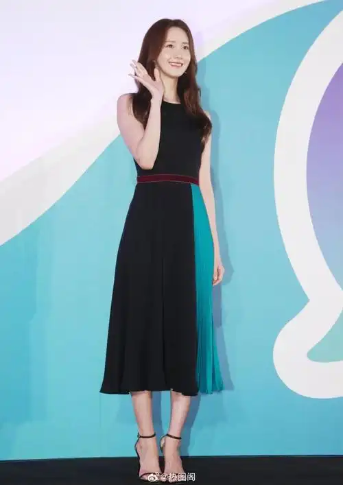 林允儿 一字带高跟凉鞋 细致美jio#热图阁公众号#@热图阁