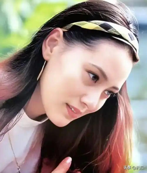 她与外国富商结婚,抛弃重病丈夫,大宋佳如今的生活状态究竟如何