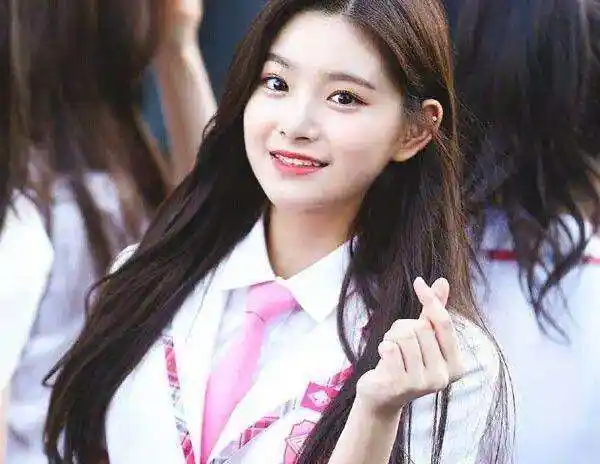 《produce101》第三季终于回归, 发现有中国plmm王怡人