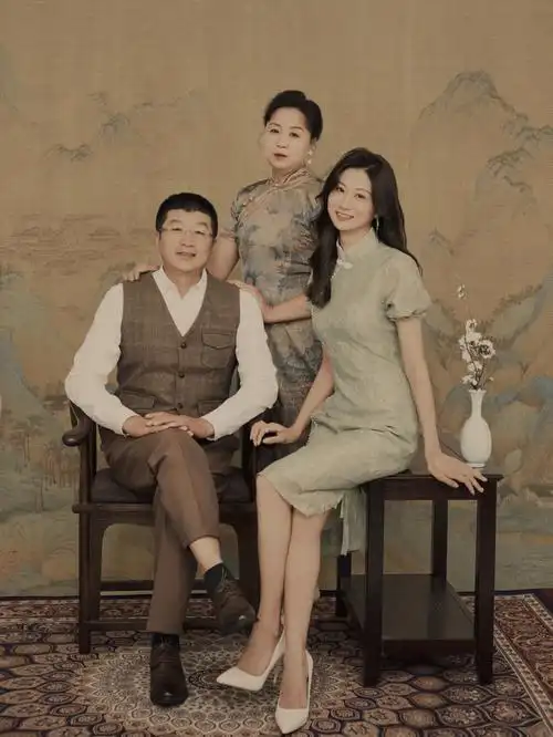 海马体中式全家福