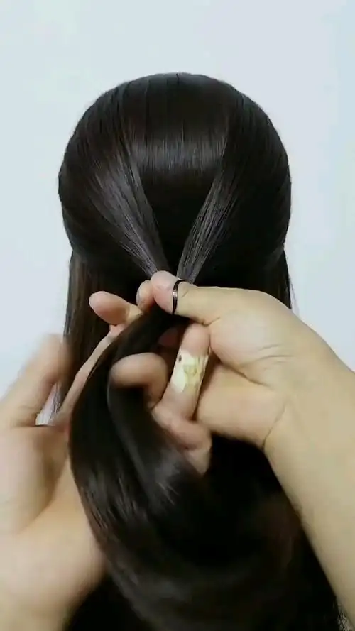 我要上热门#秋季最美旗袍发型!