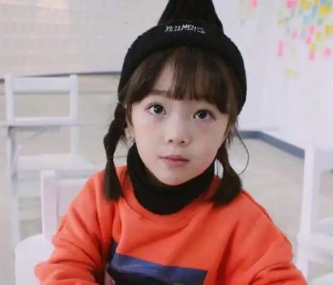 3岁小姑娘发型短发,三岁女童夏天留什么短发好看