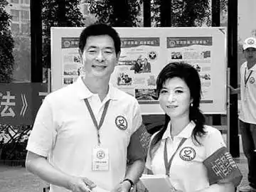 bay8">刘媛媛,1976年6月28日出生于云南省大理,中国内地女高音歌唱家