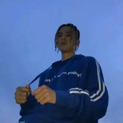 以上是关于蓝色真人男生头像的文章,由美头网整理发布,男生头像频道