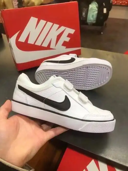 nike男女中大童低帮百搭休闲板鞋奥莱折扣