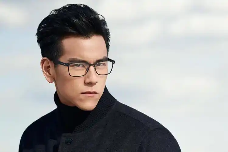 回顾彭于晏三大最常剪发型 简约,清爽兼易打理!