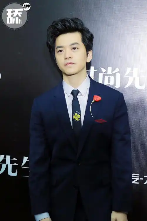 p>李健,1974年9月23日出生于黑龙江省哈尔滨市,中国内地流行乐男歌手