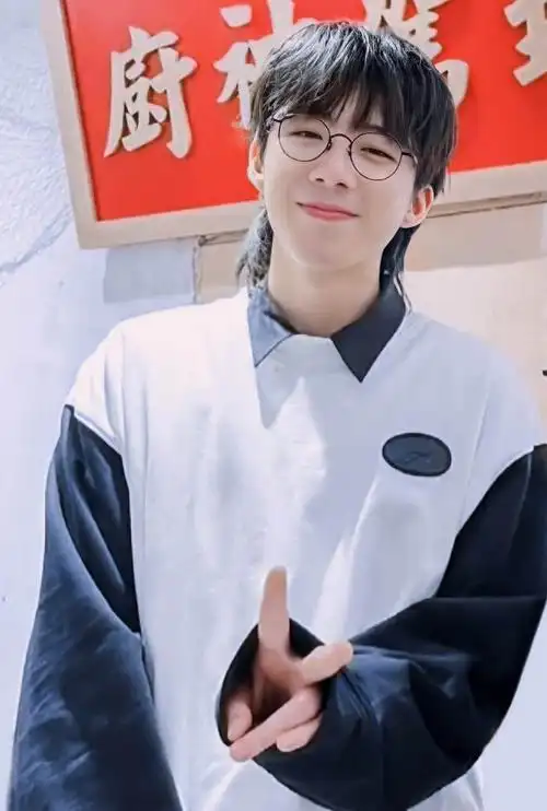 无聊的时候推荐你去看刘宇宁的直播你会收获意想不到的快乐