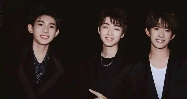 开扒当年行星饭vs四叶草世纪大战,官方直接放exo和tfboys合照_时代