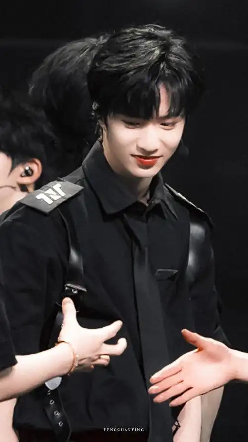 刘耀文 - 堆糖,美图壁纸兴趣社区