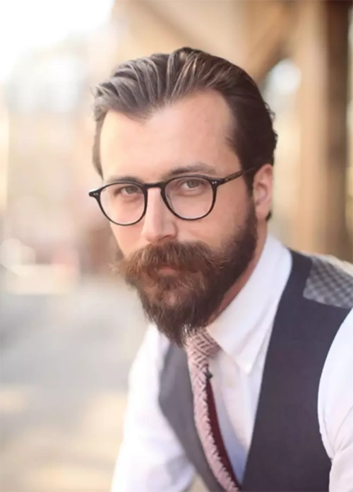 full beard适合菱形,三角形脸型