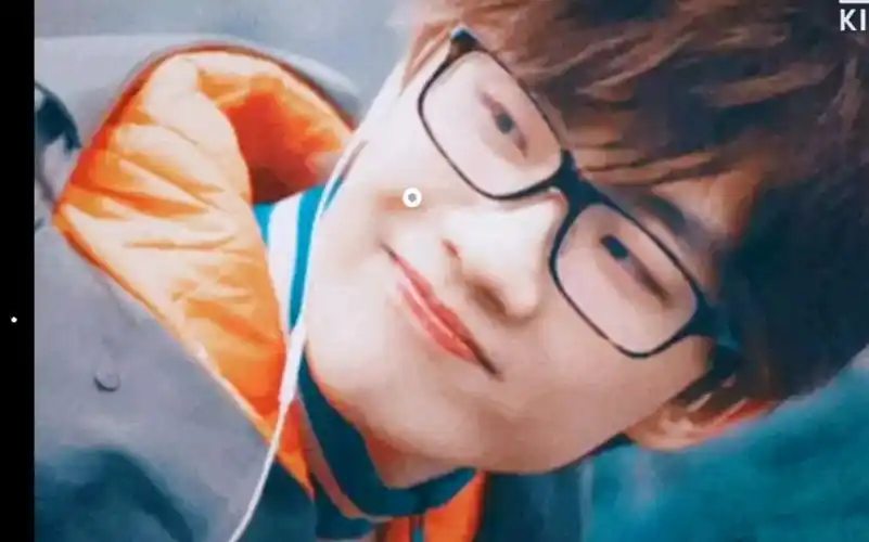 许嵩可爱合集――你笑起来真好看