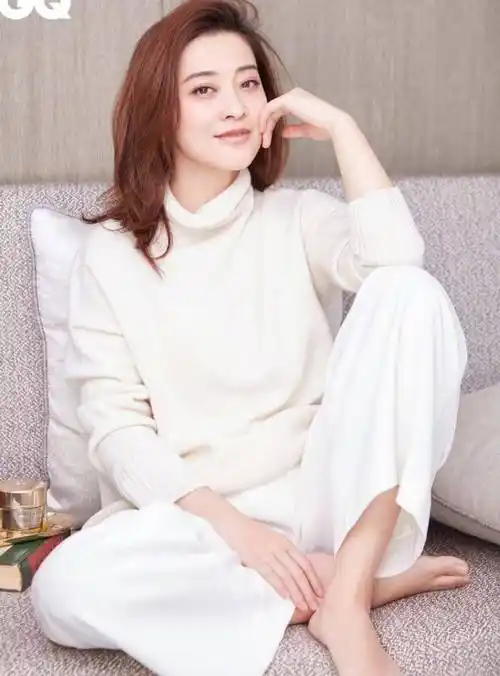 六位45岁的女演员,个个都是冻龄女神,最后一位居然还是体操冠军_梅婷