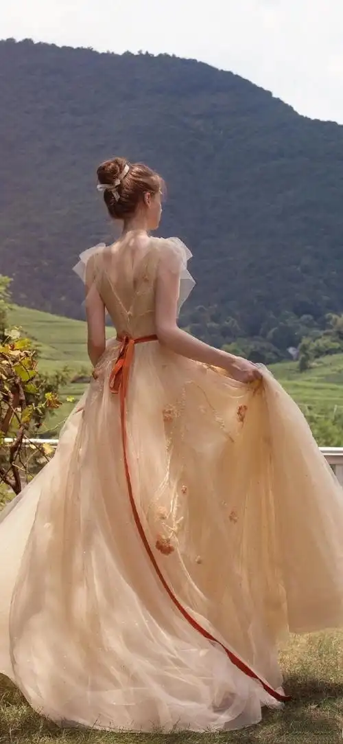 微博@壁纸photo,壁纸,欧美,ins,背景图 79 79 79 シ ル エ ッ