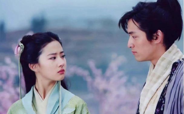 2场发布会,暴露了刘亦菲的"真实情况",胡歌的话,终于应验了