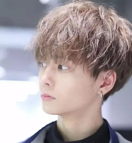 2022流行男生烫发 空气烫纹理烫超帅_男生烫发 - 美发站