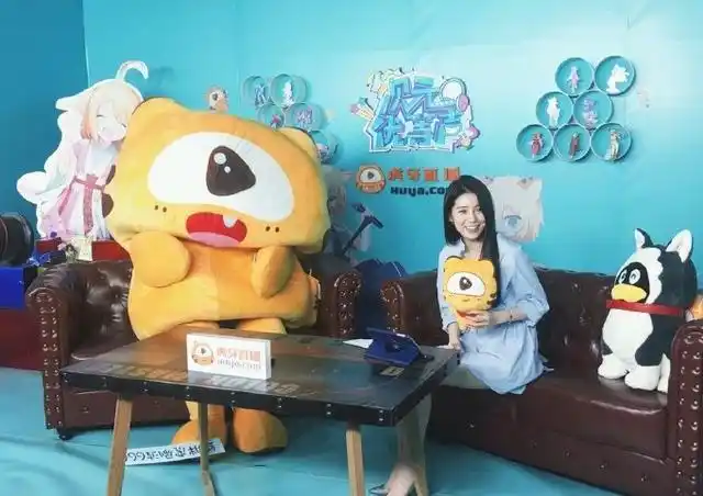 虎牙最成功游戏娱乐跨界主播小熊原来有这技能其他人也要学