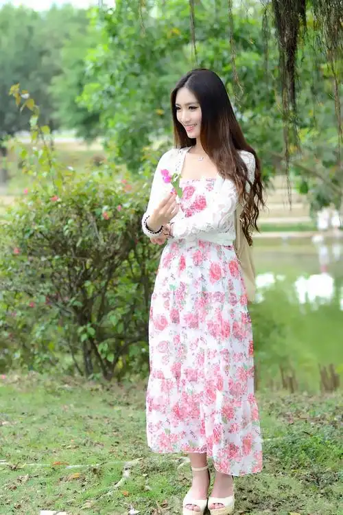 相约一份美丽 赠玉环(任妙音 怎能把你忘 · 620)