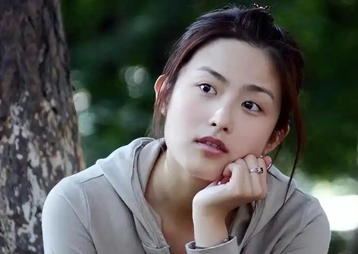 回顾美女演员徐百慧出道19年零绯闻40岁仍未婚她在追求什么