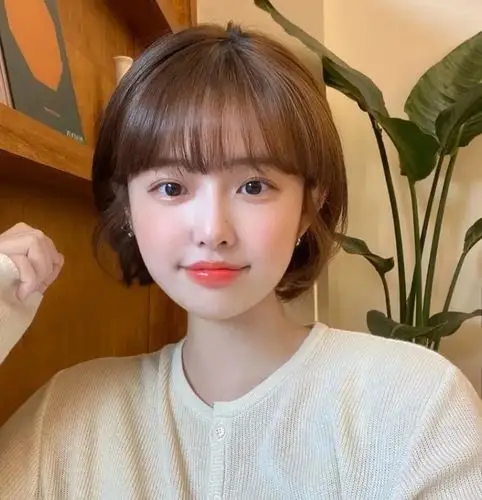 分享几组适合不同脸型的刘海短发!