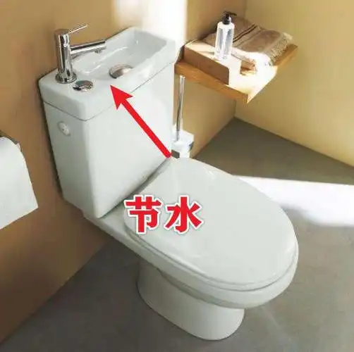 卫生间装修注意讲解买马桶不要贪小便宜小心马桶碎裂屁股开花