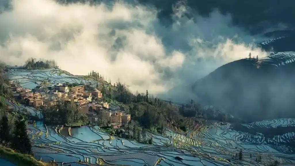 人间仙境世外桃源,小姐姐拍的好看吧,#用心制作每一个视频 # - 抖音