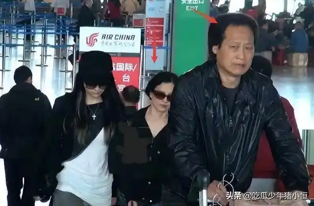 陈金飞被曝已分手与刘亦菲妈妈合伙开公司父女关系引猜测