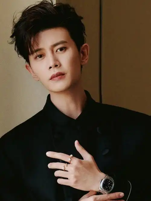 任嘉伦运动员到演员奋斗的力量